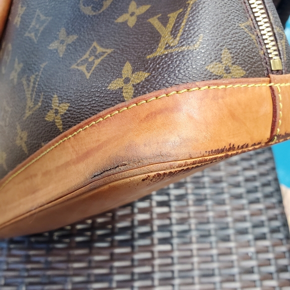 authentic louis vuitton alma pm - Picture 10 of 16